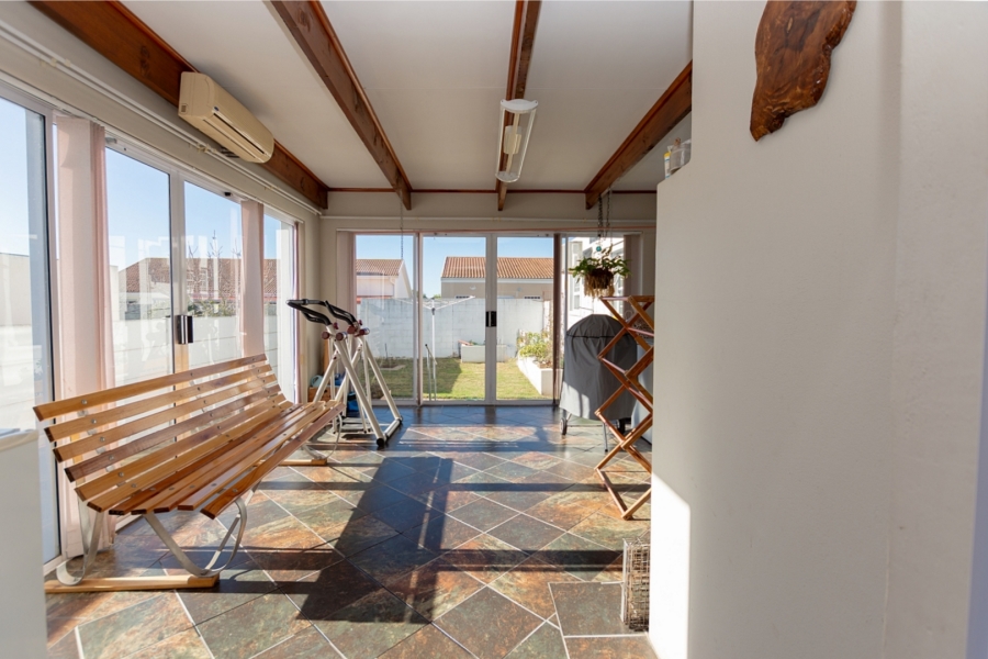 5 Bedroom Property for Sale in Port Owen Western Cape